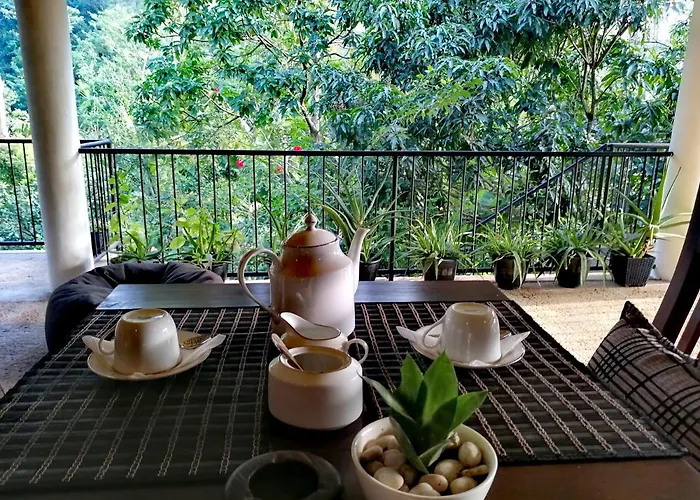 Tantra Ella Lodge
